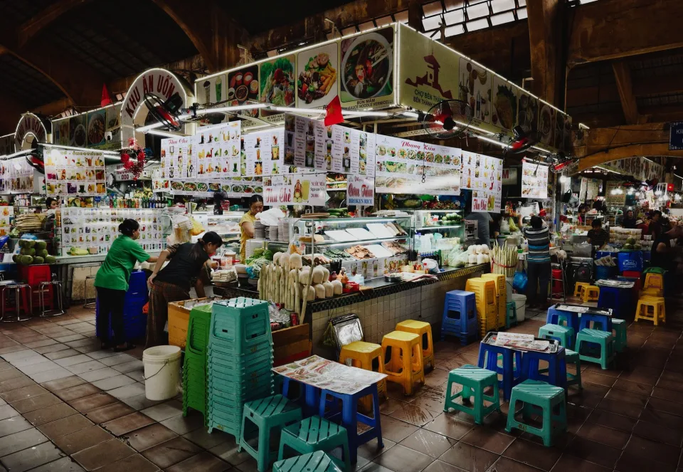Phở bò nước dùng hầm xương